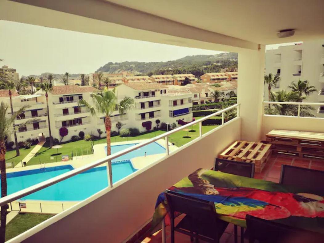 Casa En Urb. Con La Piscina Mas Grande De Javea. Екстер'єр фото